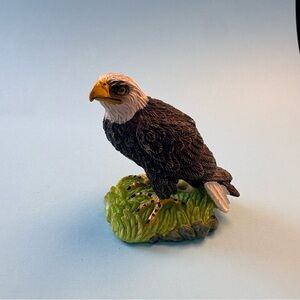 Eagle Figurine on Green Base 2.75 in